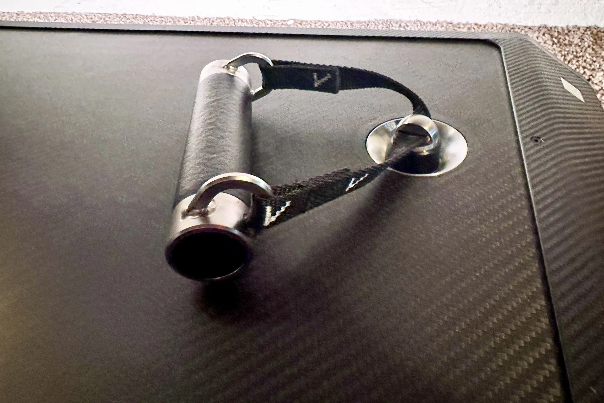 the handle on a vitruvian trainer plus