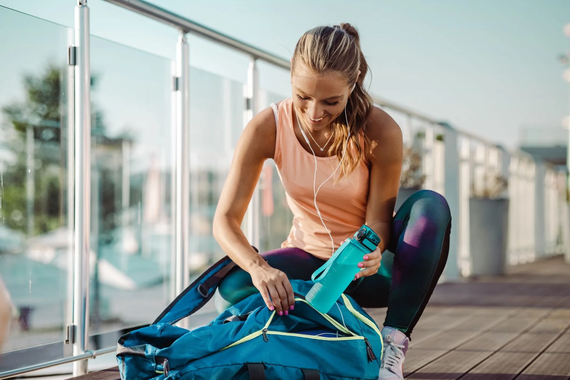 young woman preparing for her sports training