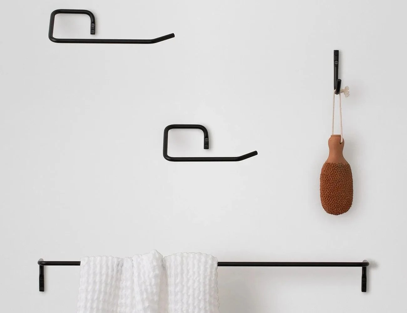 Schoolhouse Mara Bathroom Hardware Set