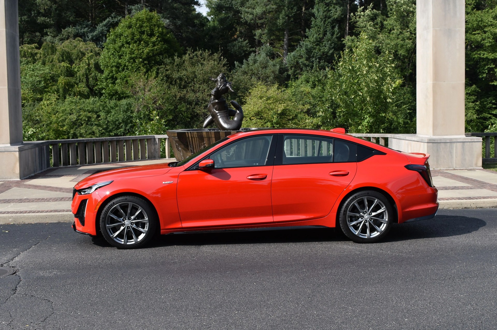 cadillac ct5 v