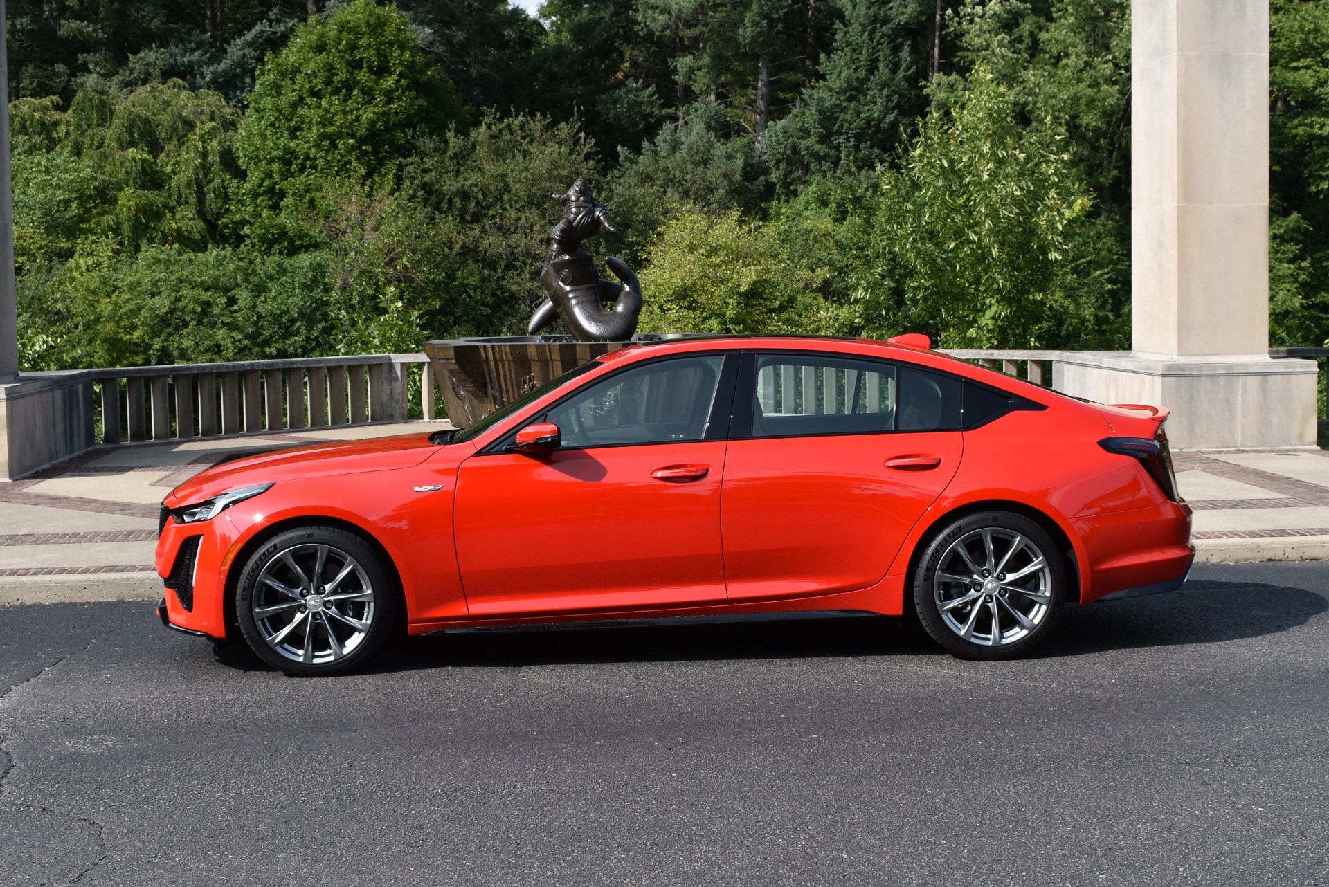 cadillac ct5 v