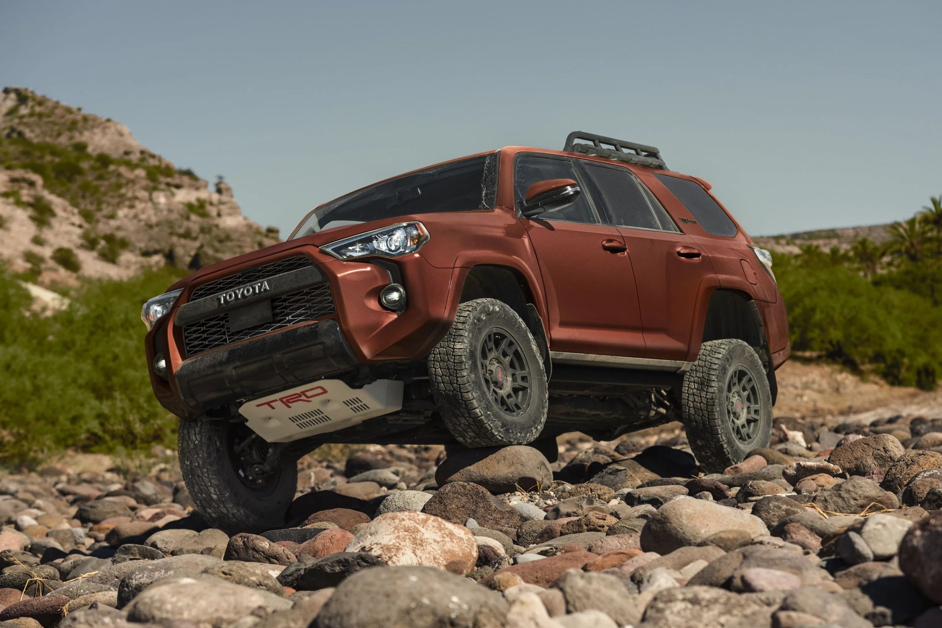 4runner trd pro on rocks