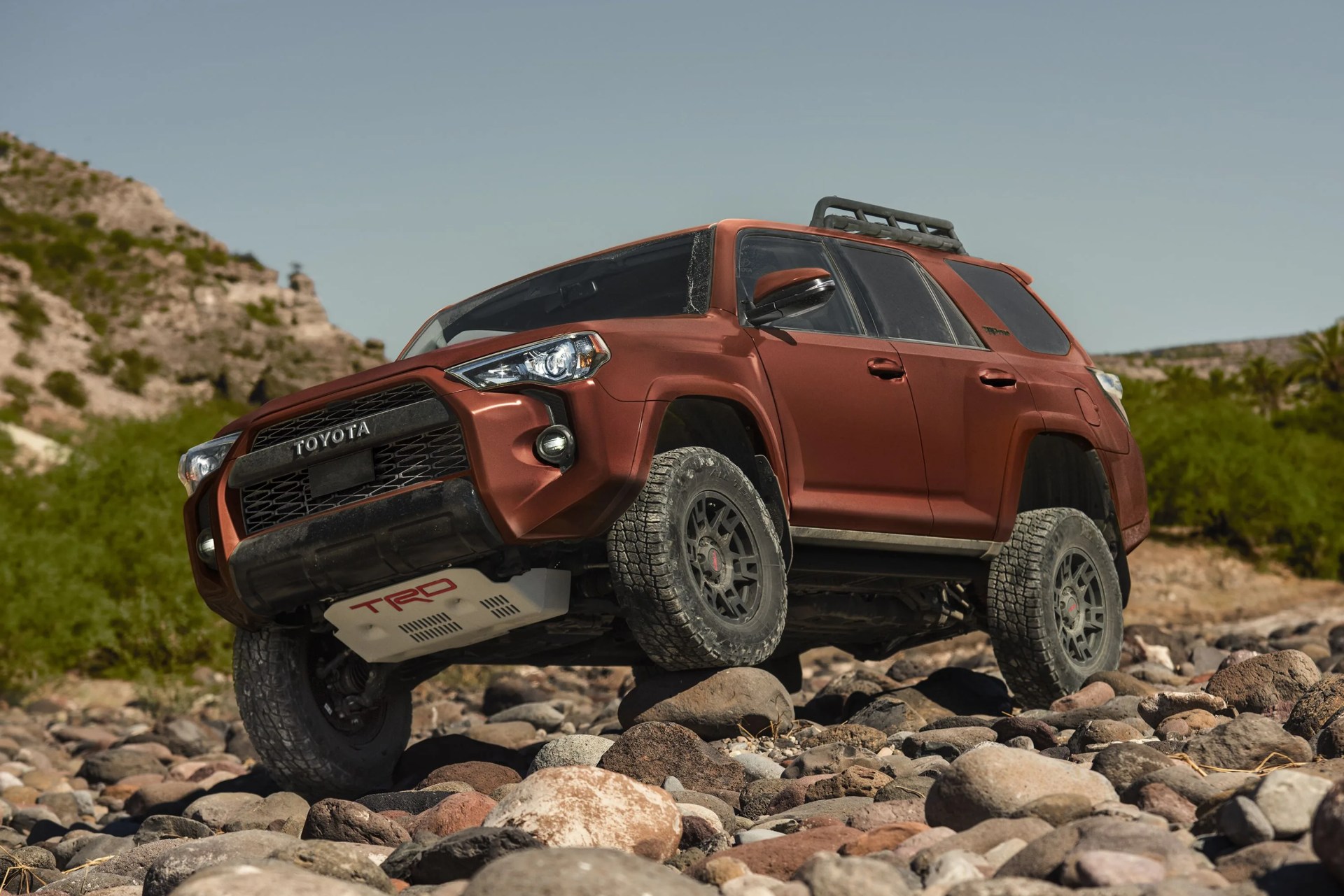 4runner trd pro on rocks