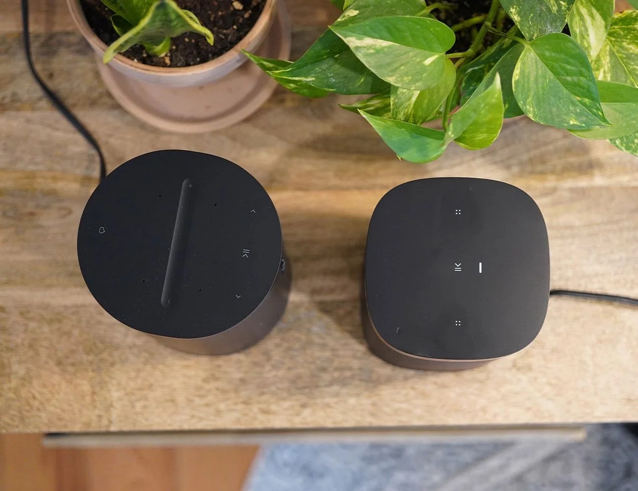 Sonos Era 100 vs One speakers
