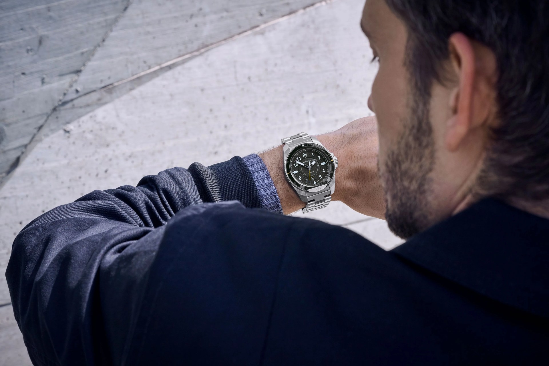 victorinox swiss army journey 1884 watch