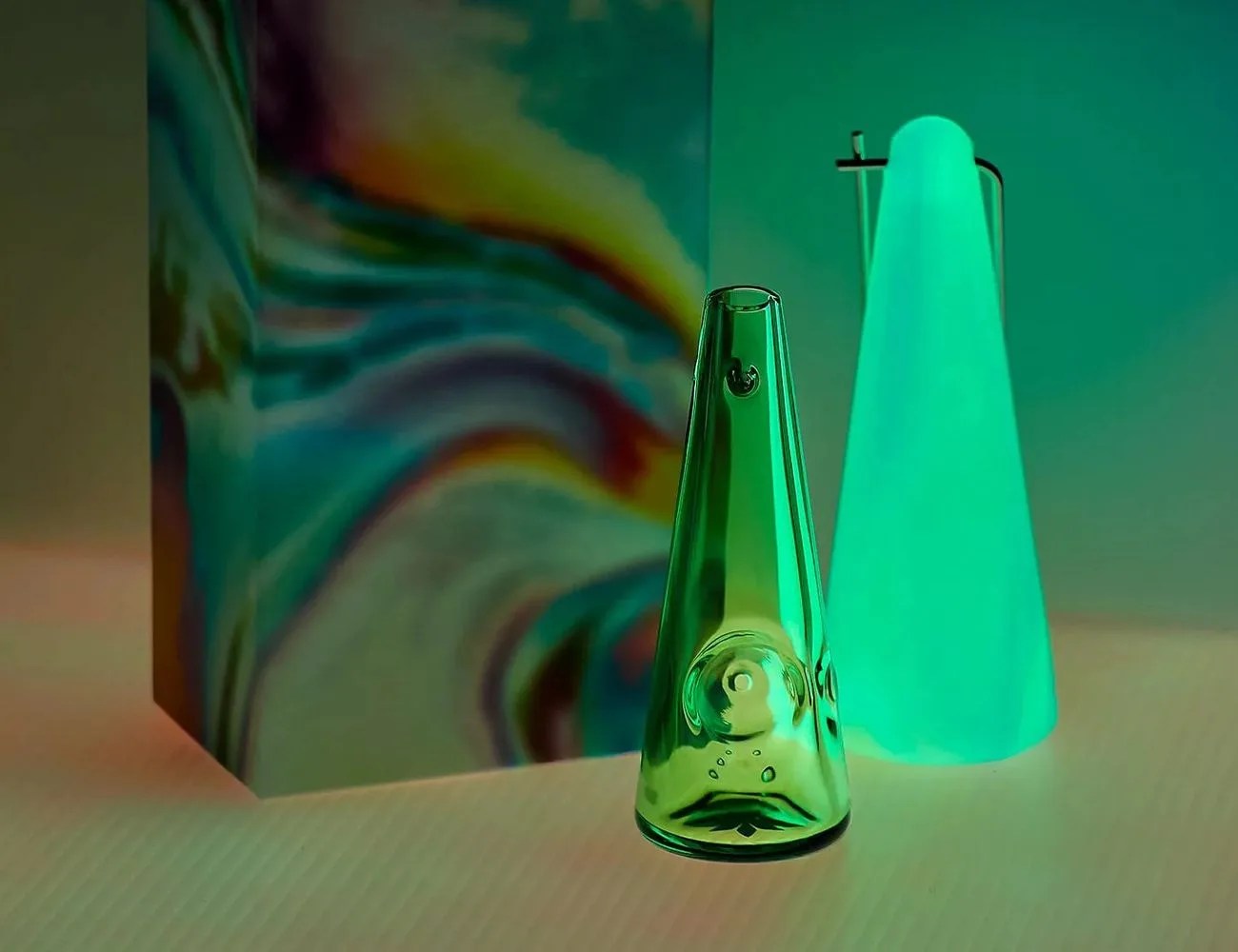 glow in the dark pipe