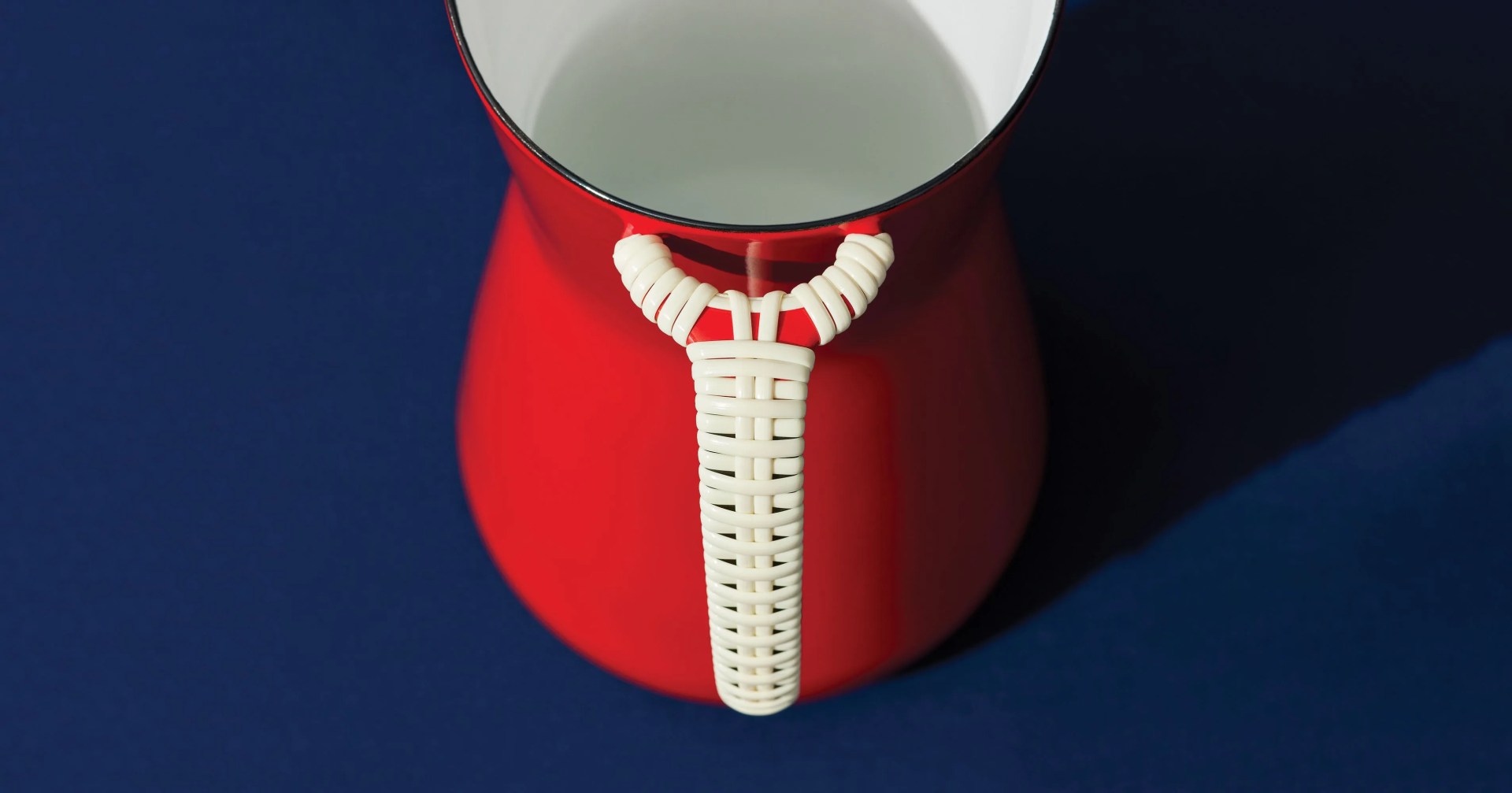 dansk pitcher