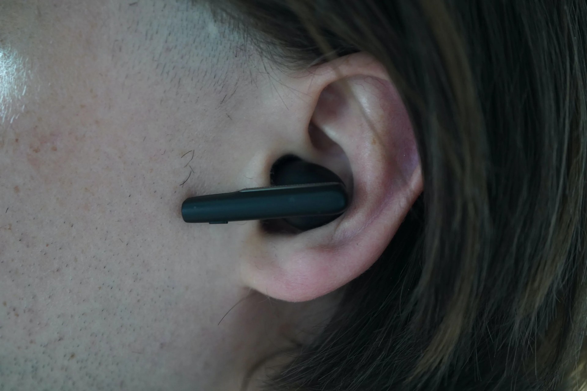 poly voyager 60 earbuds