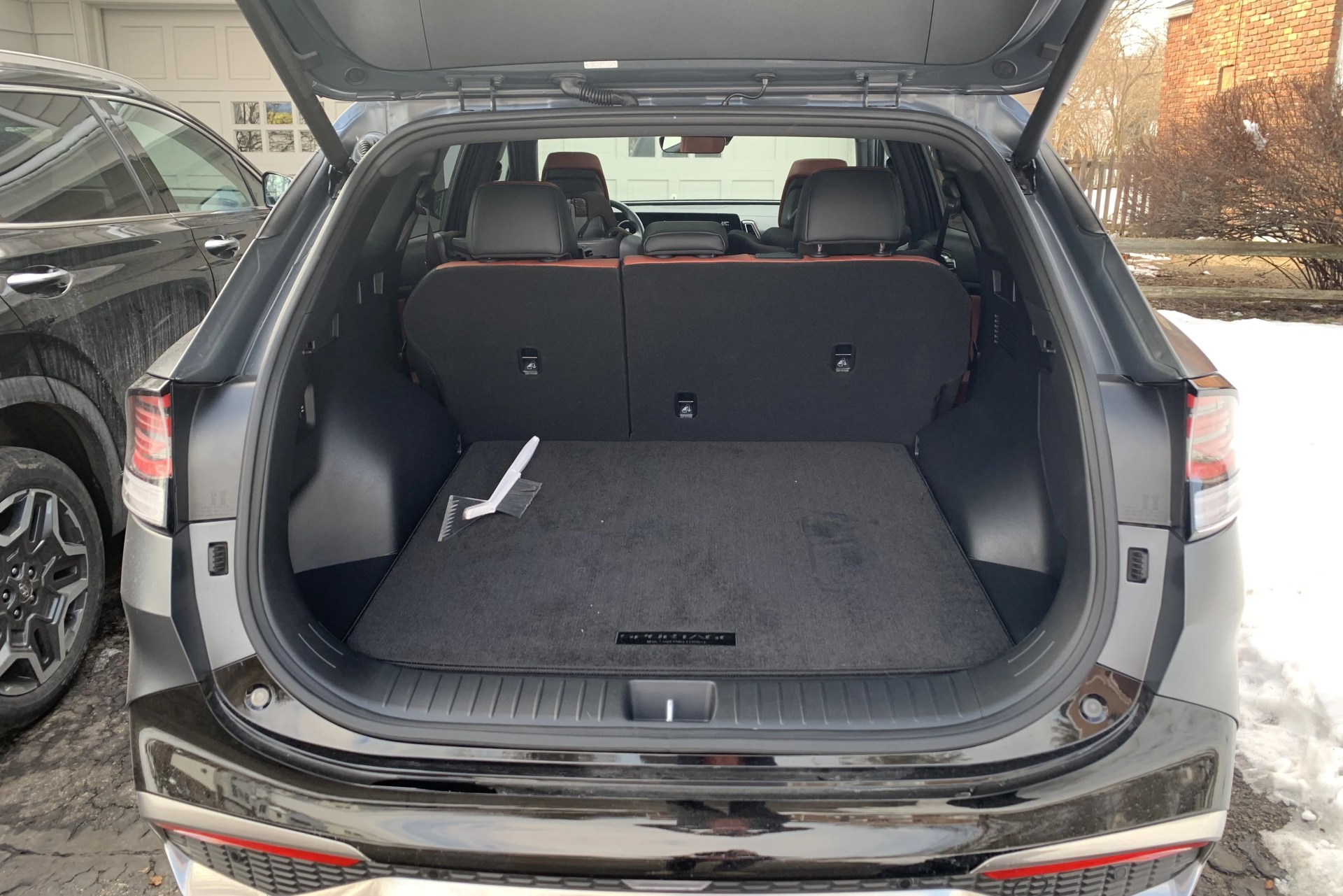 kia sportage trunk