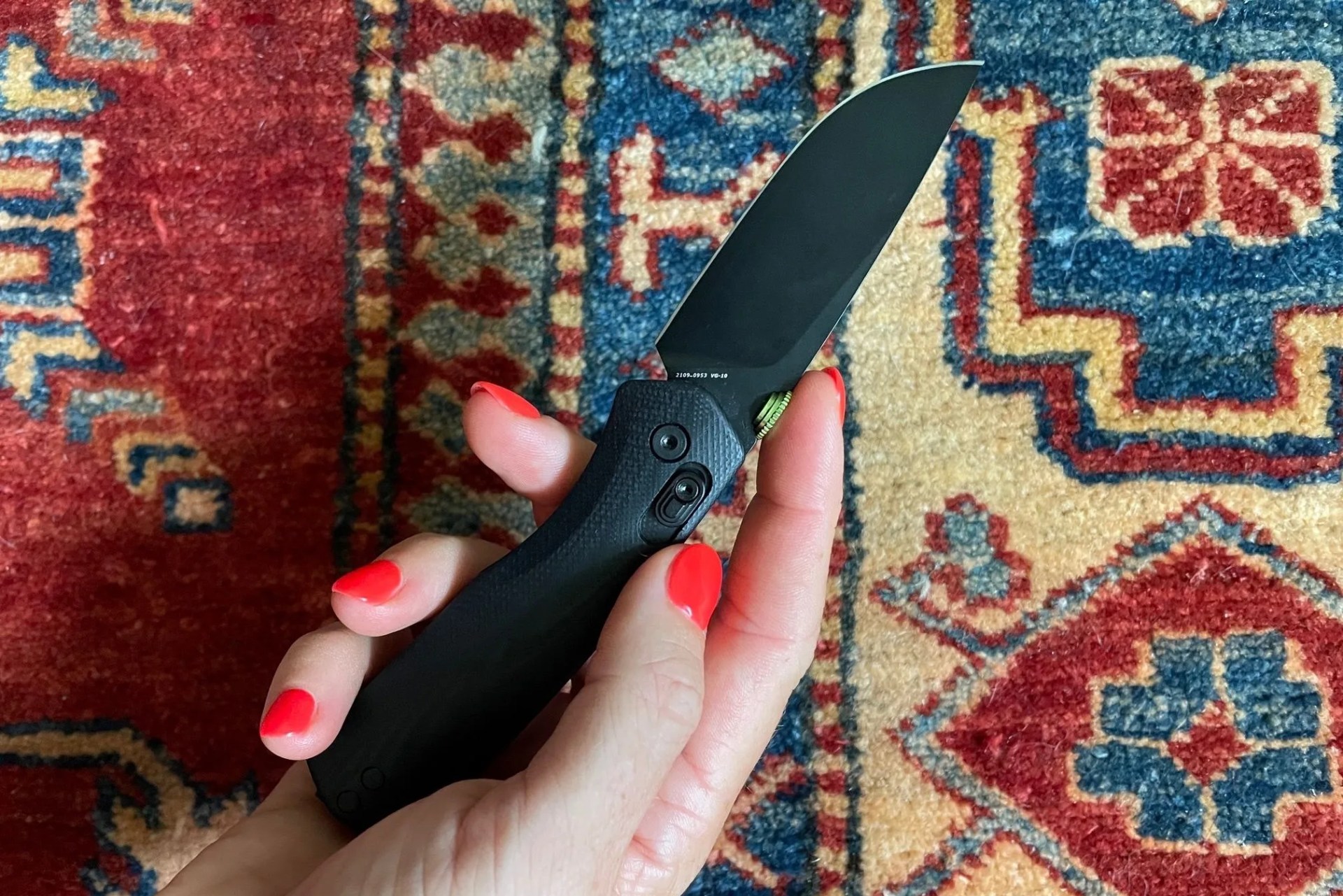 woman holding the carter knife