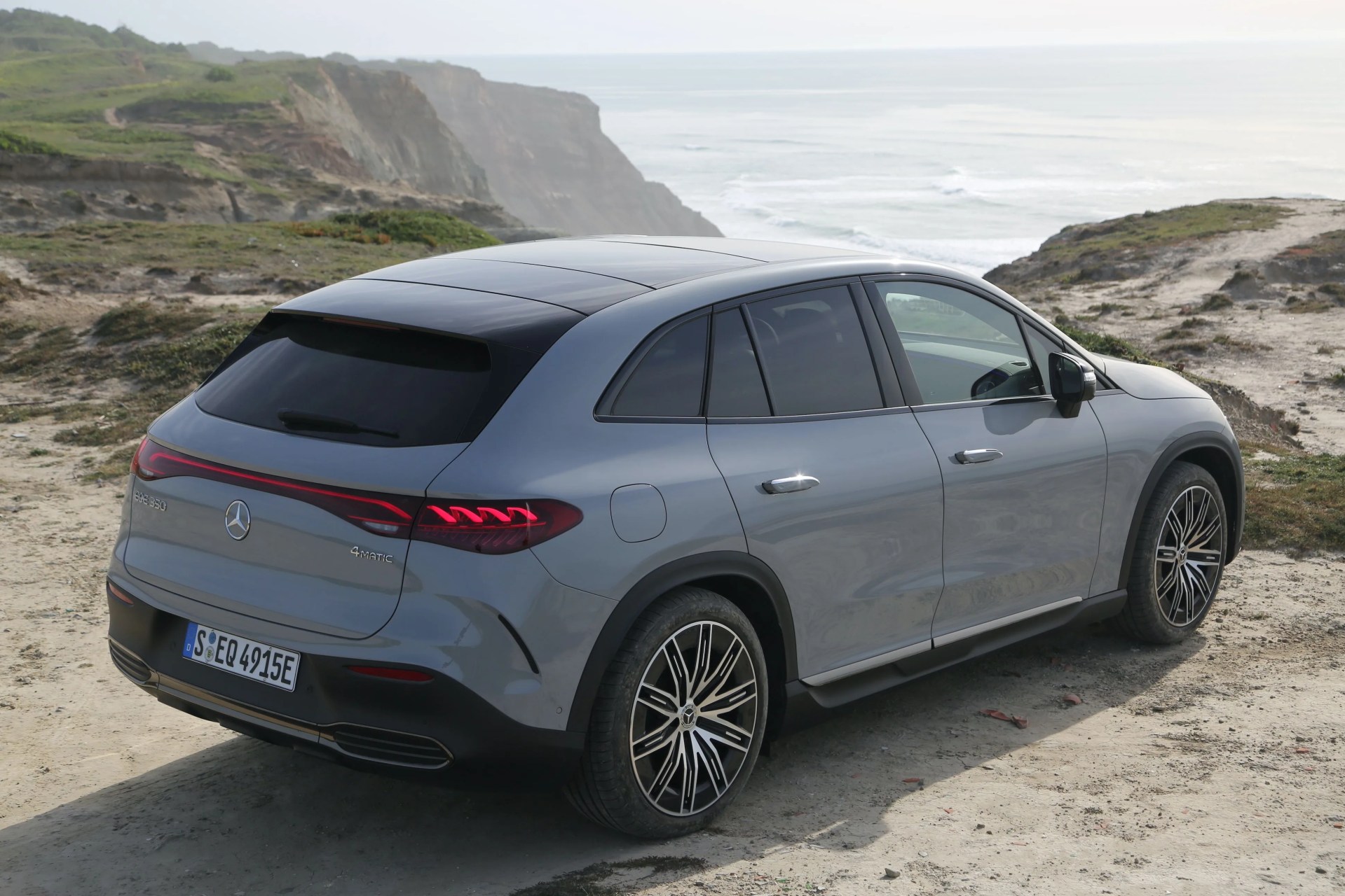 mercedes benz eqe suv 2024