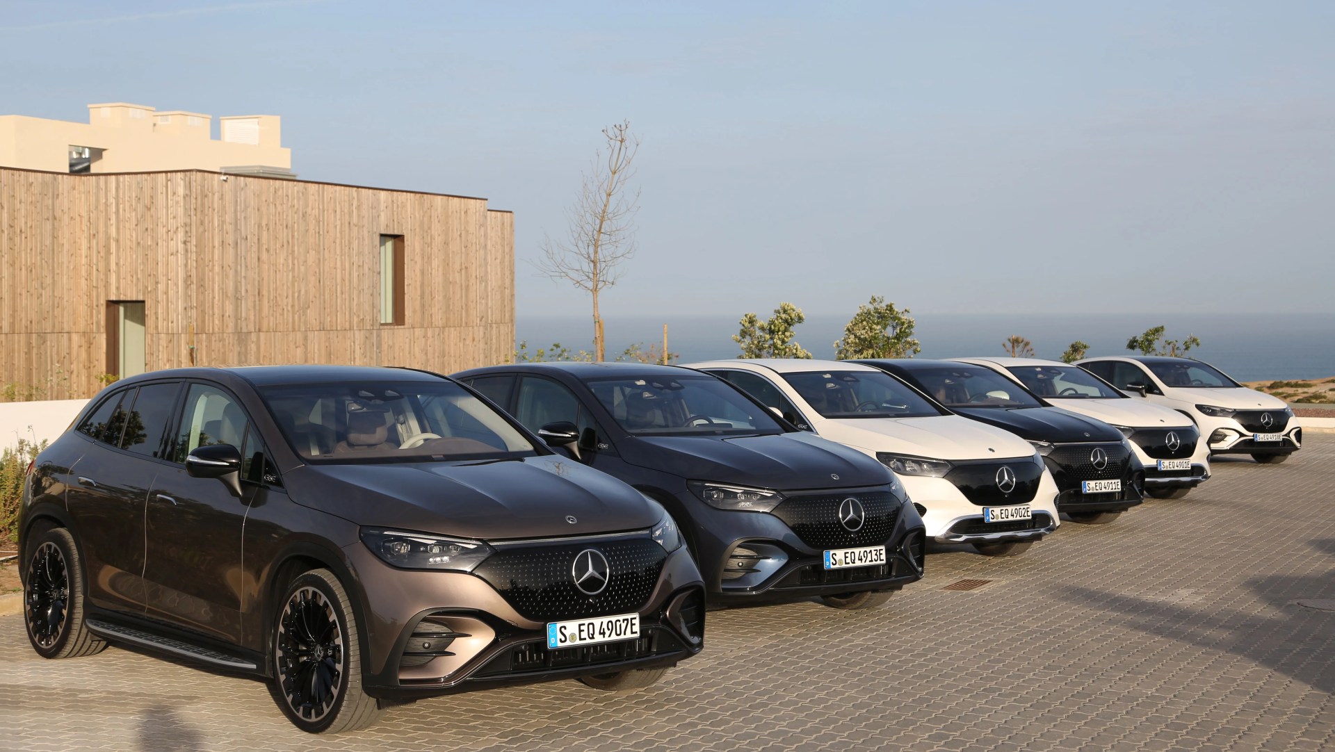 mercedes benz eqe suv 2024
