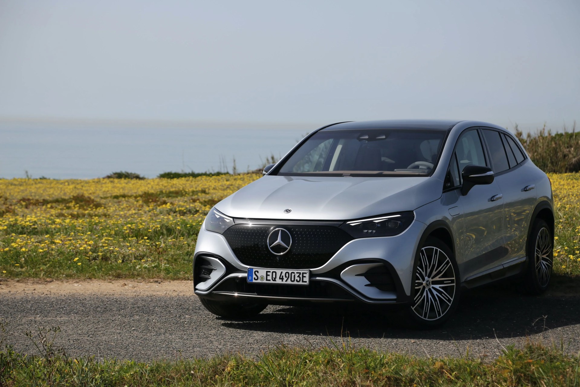 mercedes benz eqe suv 2024