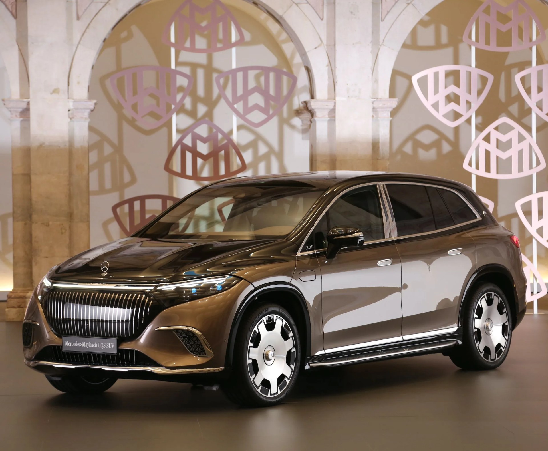 mercedes maybach eqs suv 2024