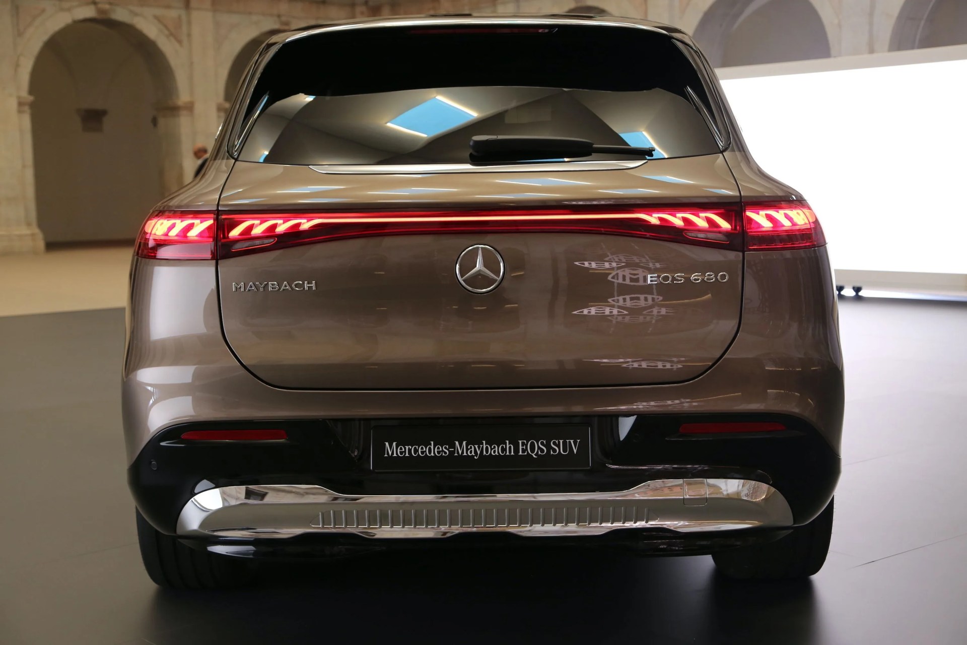 mercedes maybach eqs suv 2024