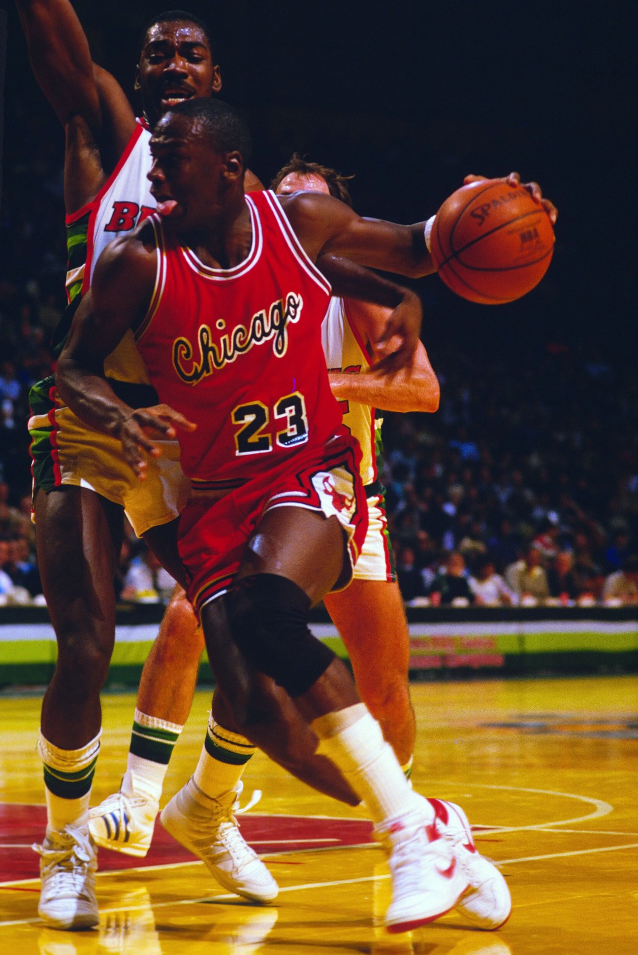 chicago bulls v milwaukee bucks