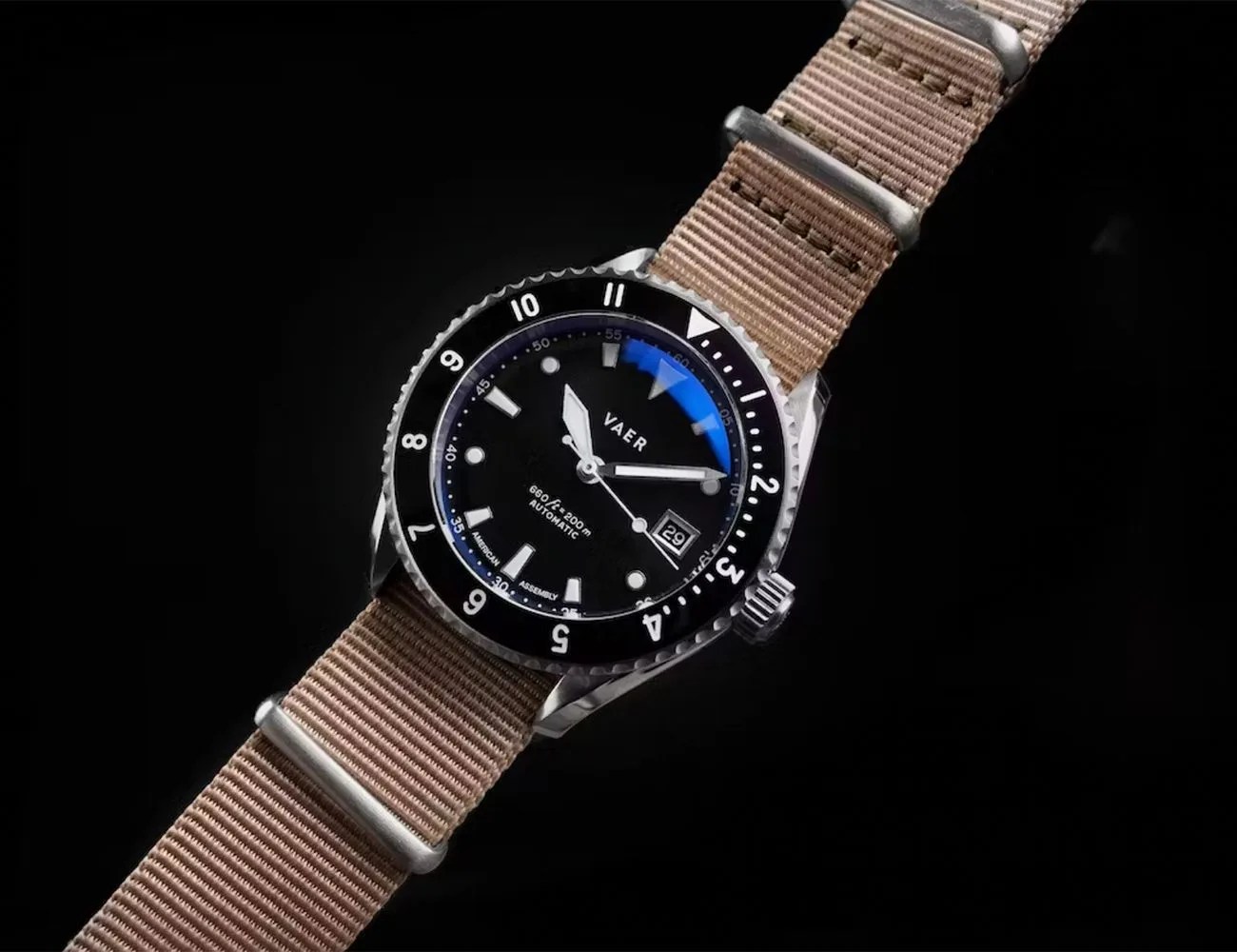 vaer watch