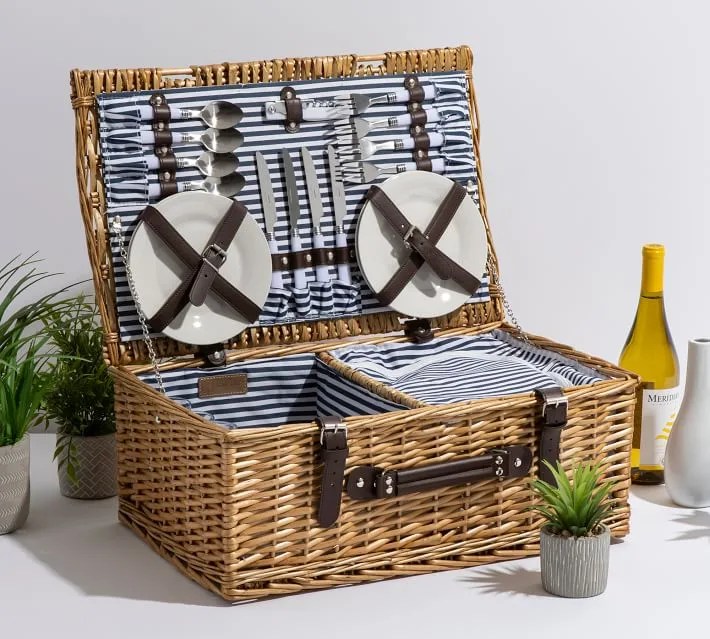Providence Woven Picnic Basket Set for 4 - Honey Willow