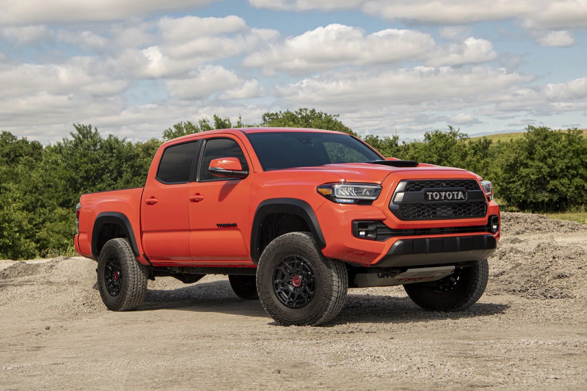 toyota tacoma trd pro parked in the desert