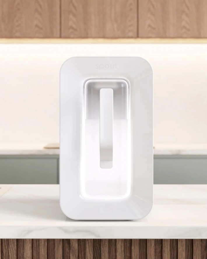 spout atmospheric water generator