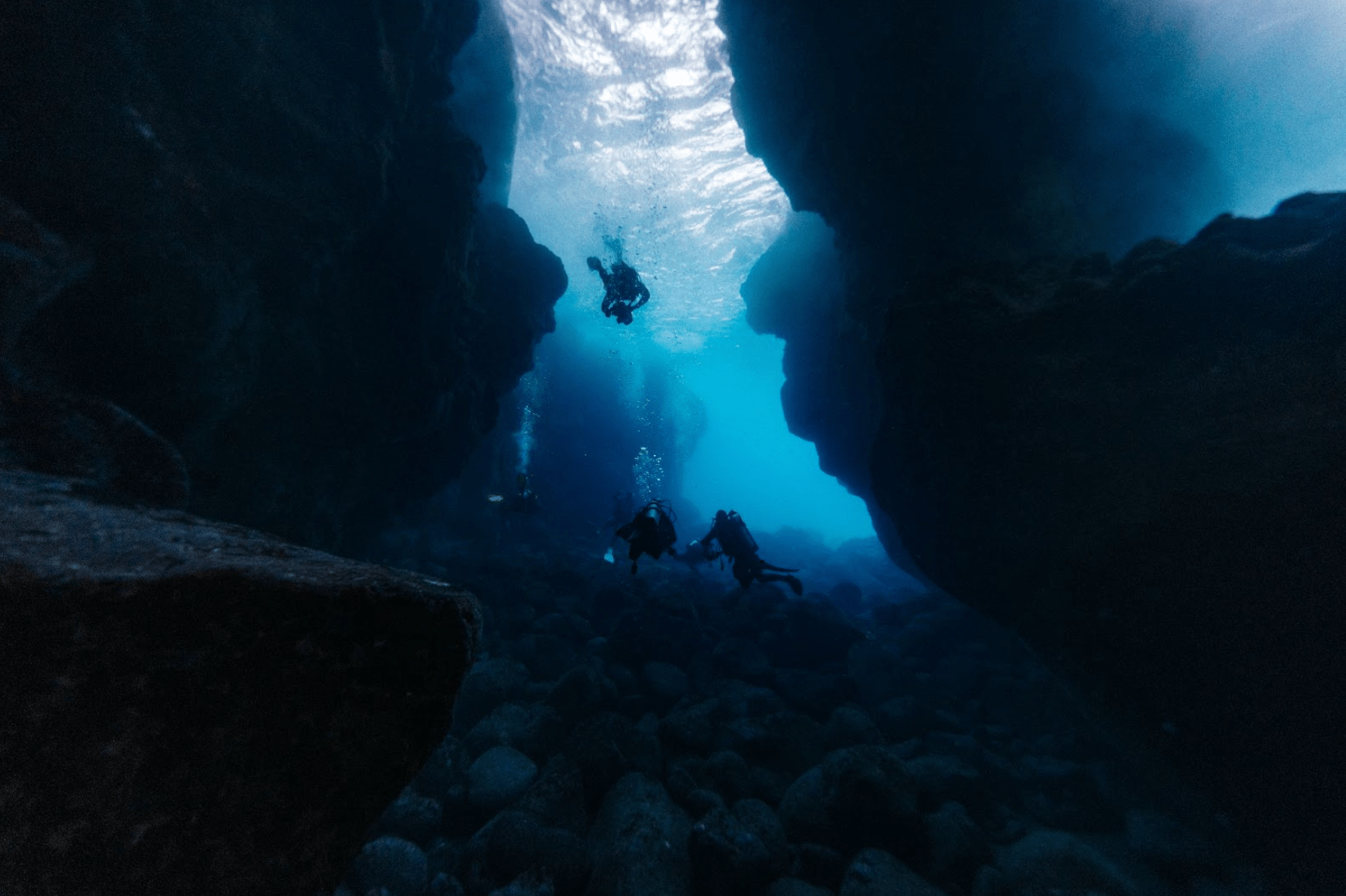 apple watch ultra wide dive shot
