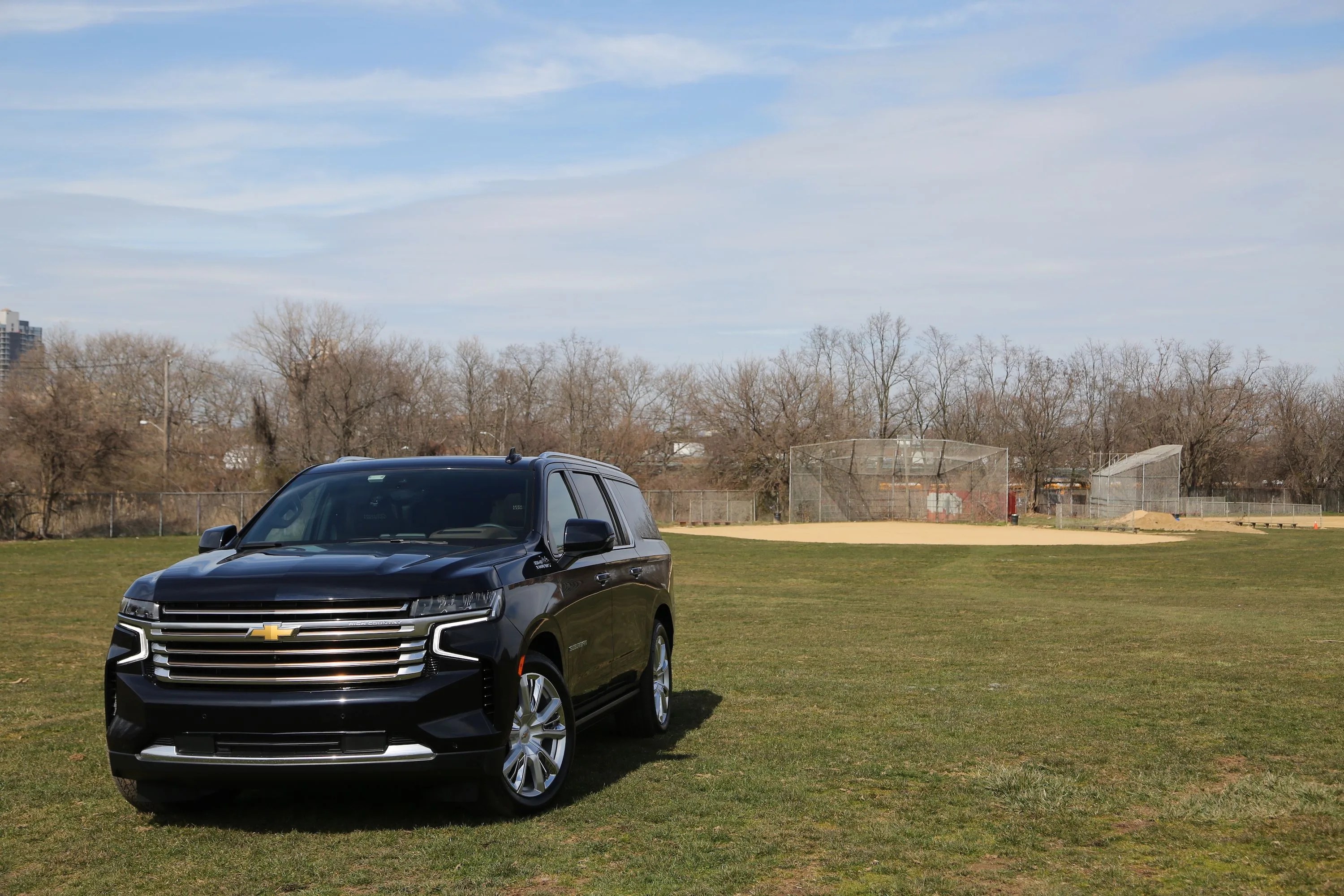 chevrolet suburban 2023 in blue