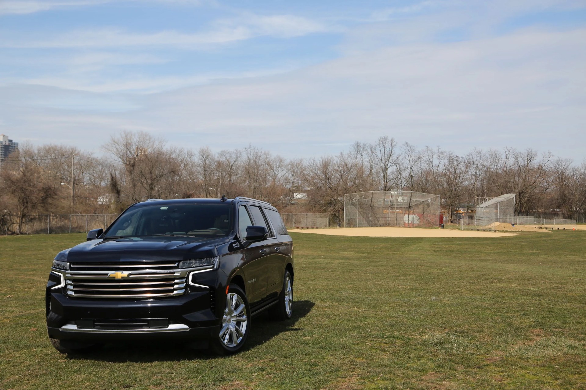 chevrolet suburban 2023 in blue