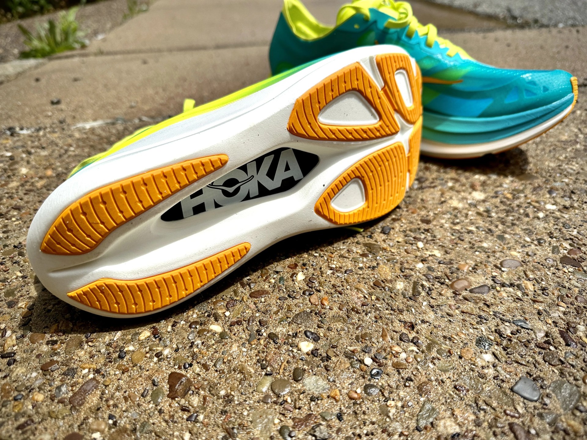 hoka rocket x 2 racing shoe