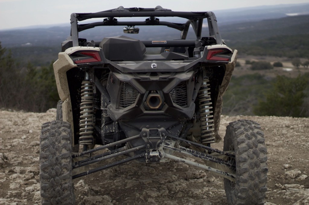 back side maverick x3