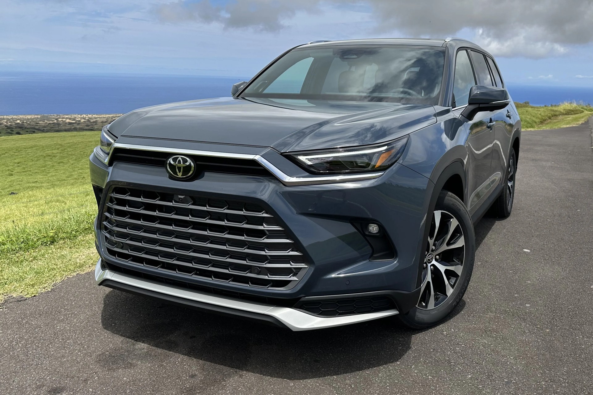 toyota grand highlander