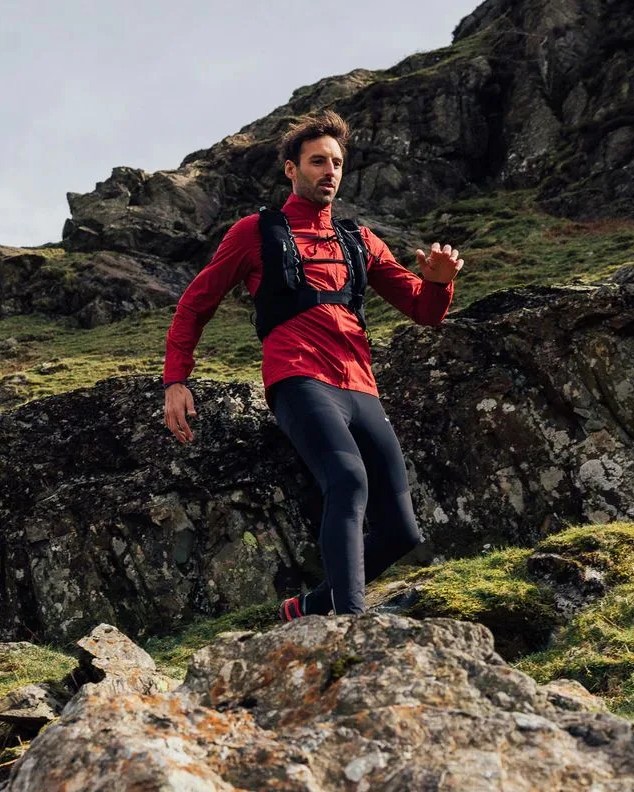 man wearing montane gecko vp 5l vest