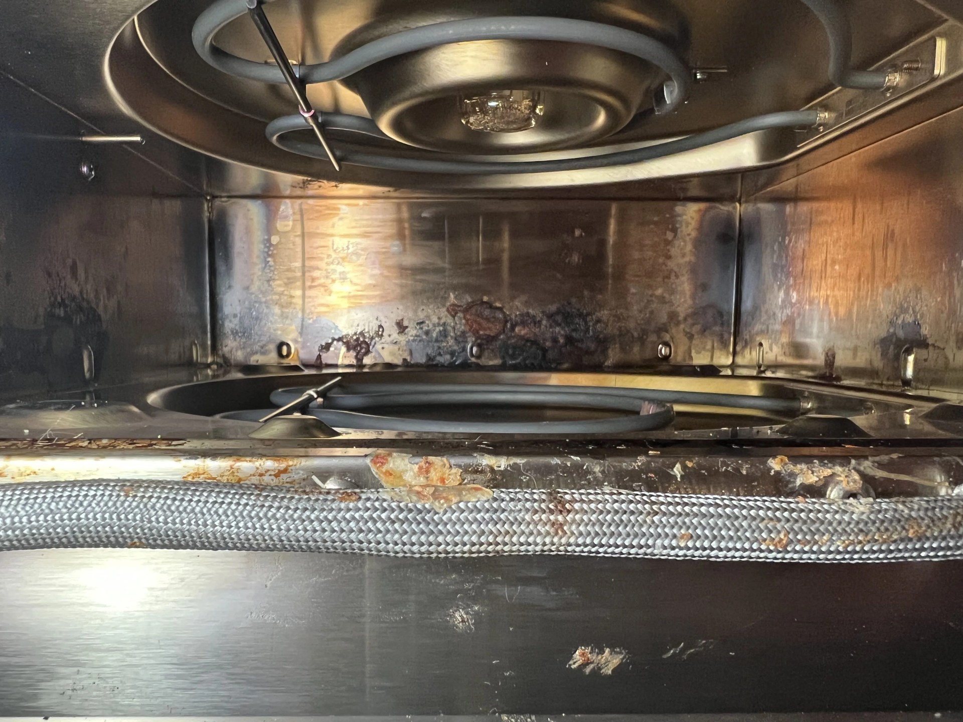the interior of the ooni volt 12 electric pizza oven