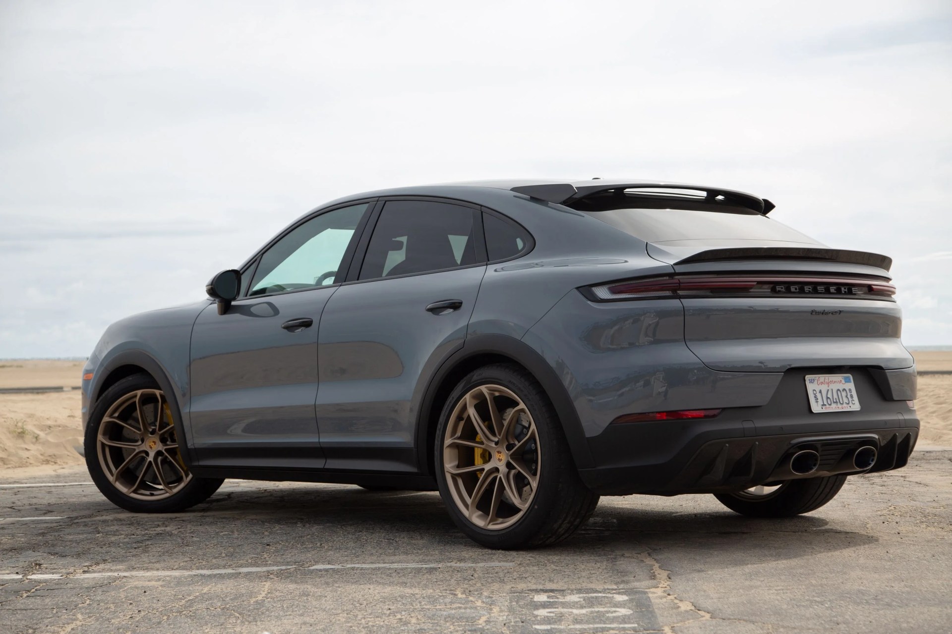 2024 porsche cayenne