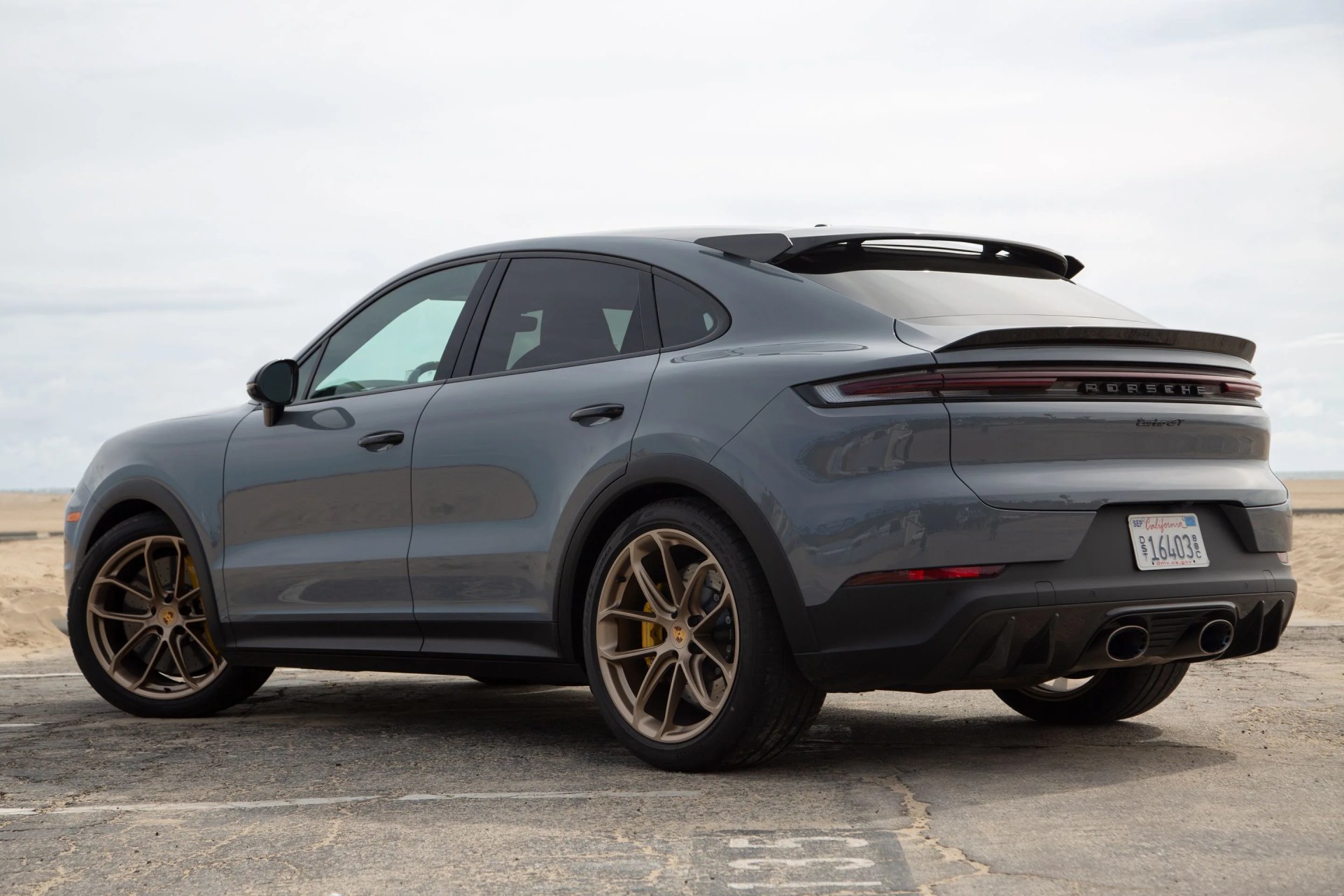 2024 porsche cayenne