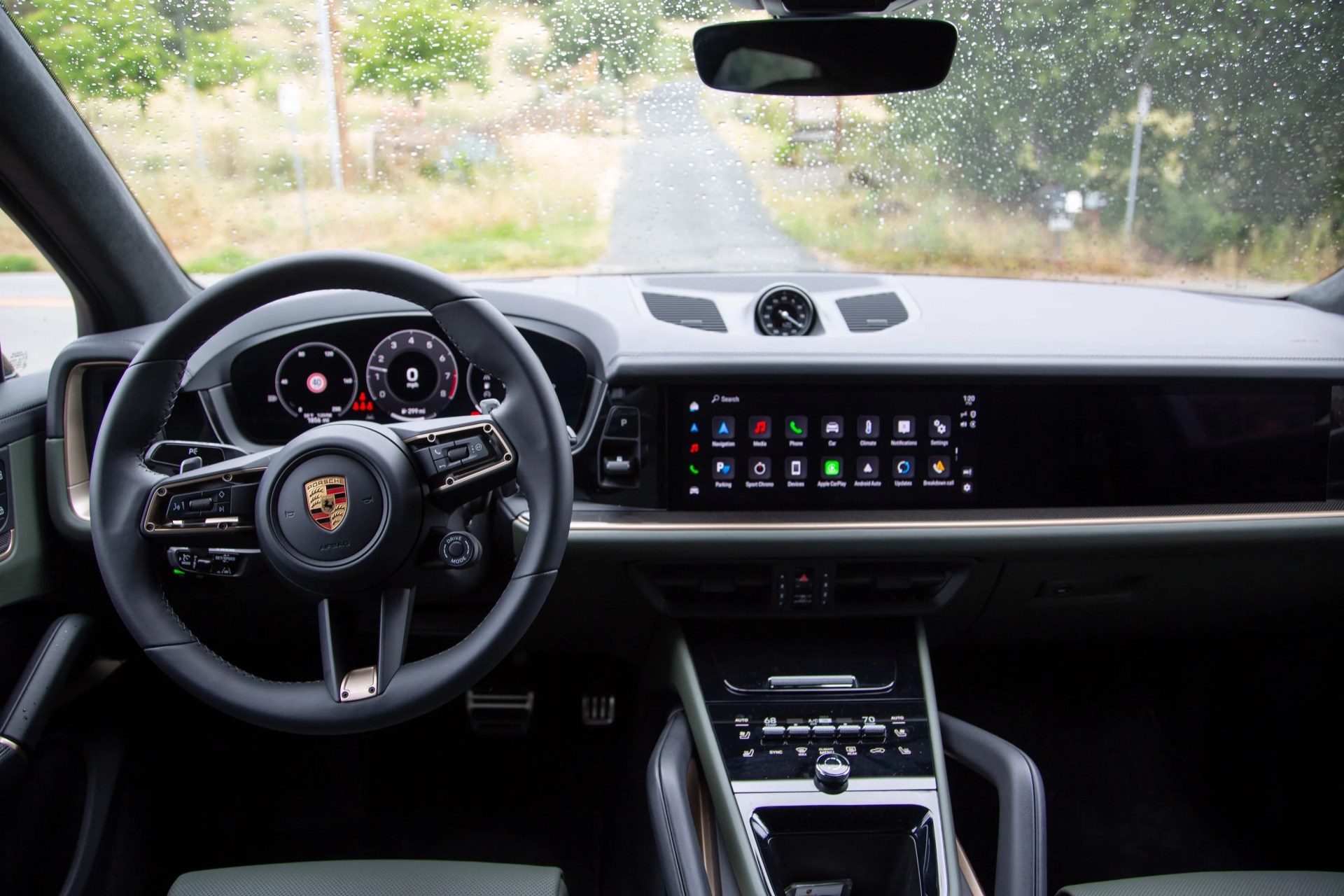 2024 porsche cayenne