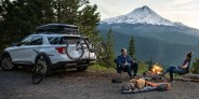 yakima skybox 12 roof box on car