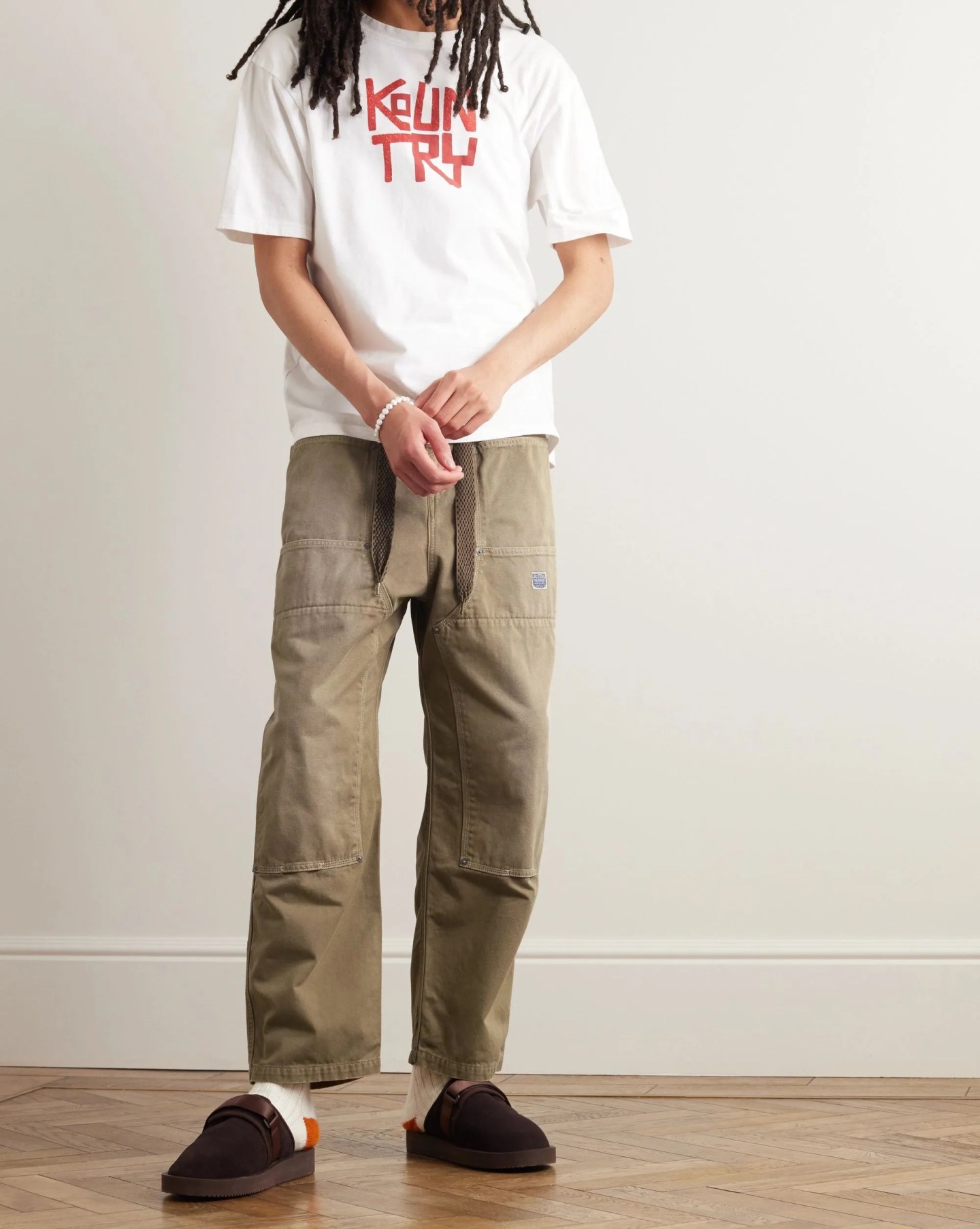 katsuragi straight leg cotton twill drawstring cargo trousers