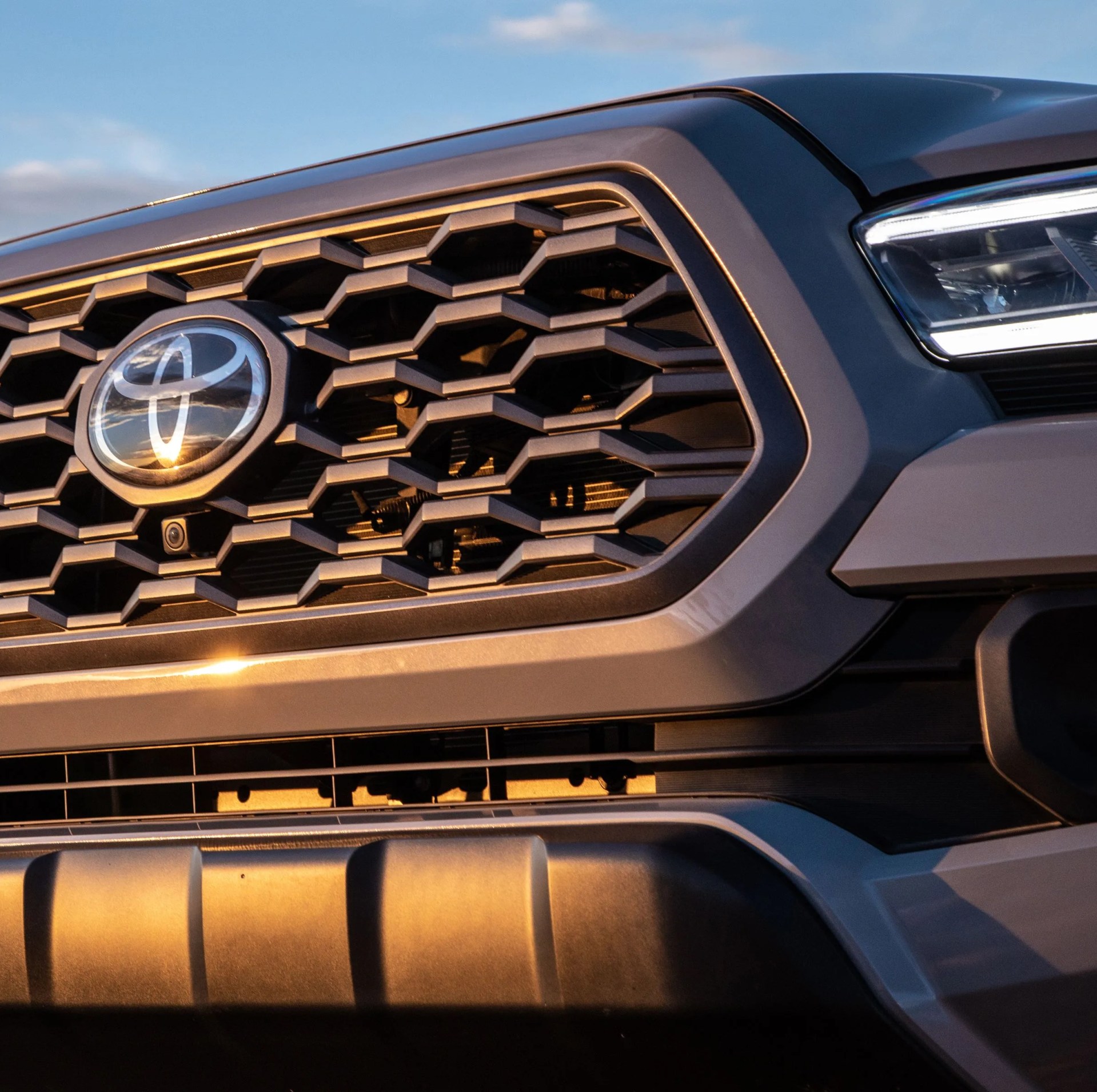 toyota tacoma front