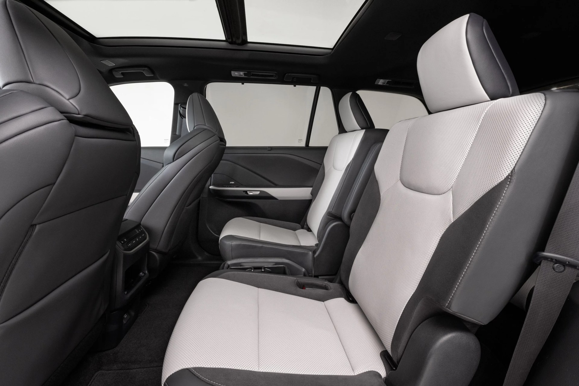 lexus tx second row seats