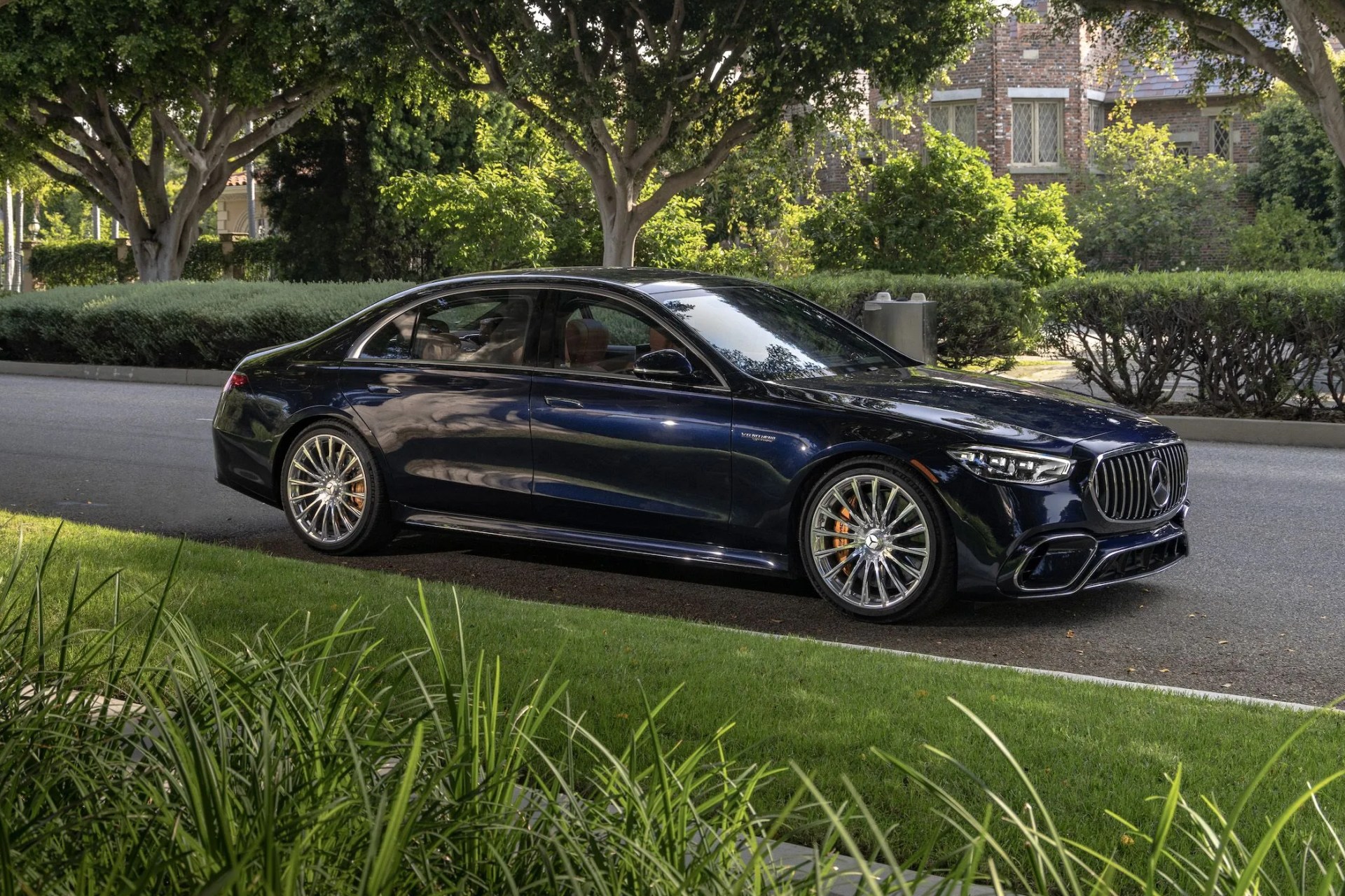mercedes amg 63 s e performance