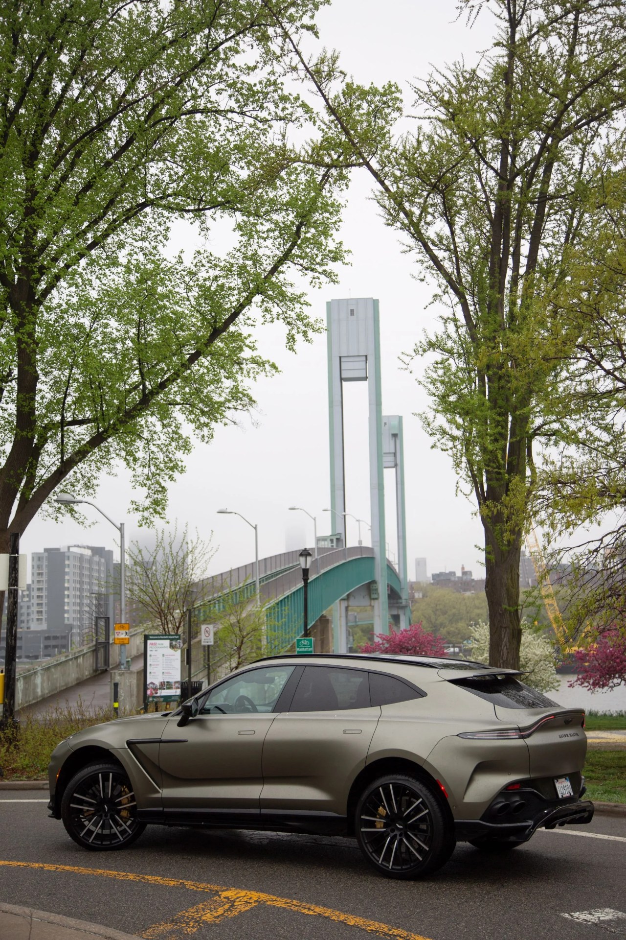 aston martin dbx 707 in satin green paint