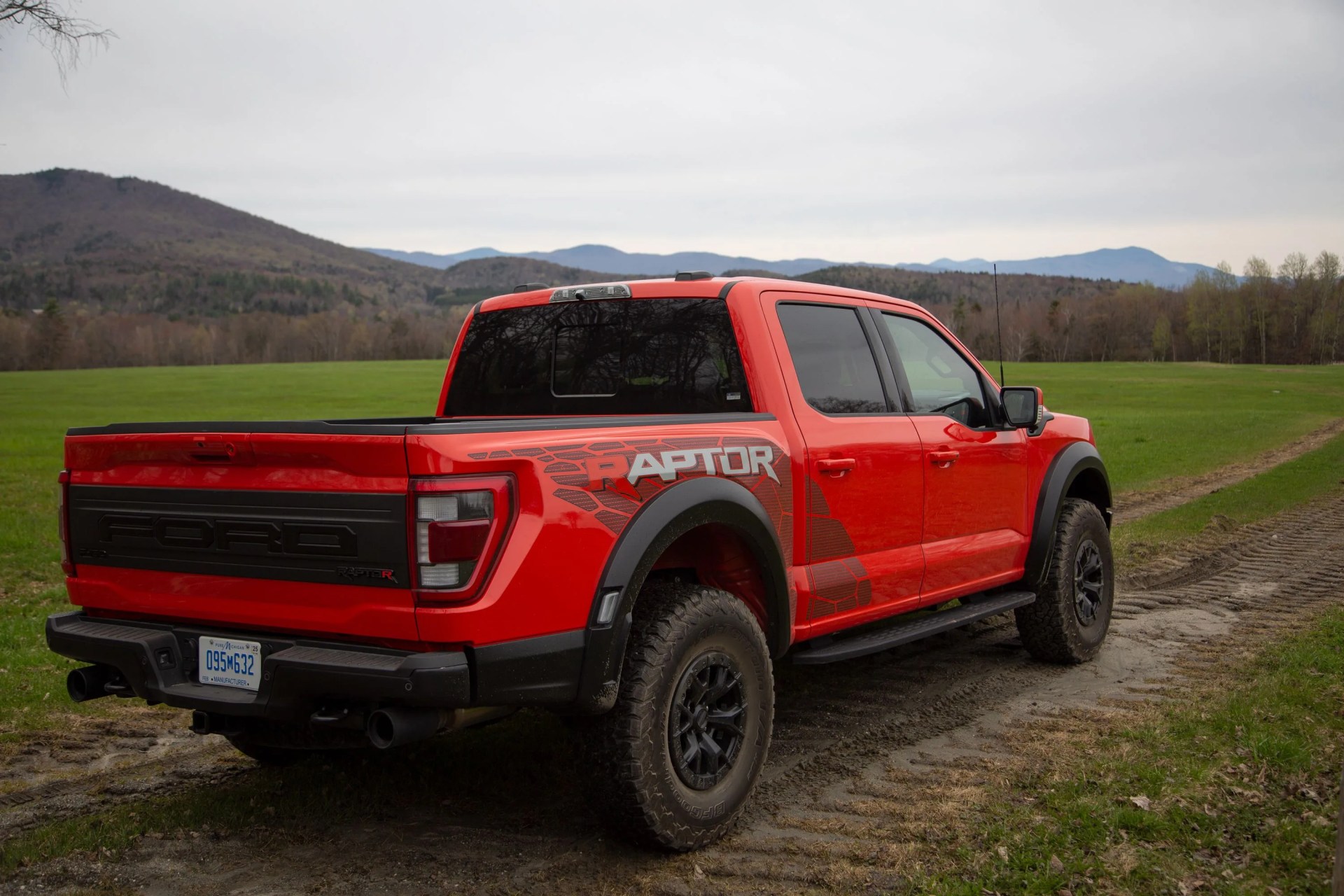 2023 ford f150 raptor r