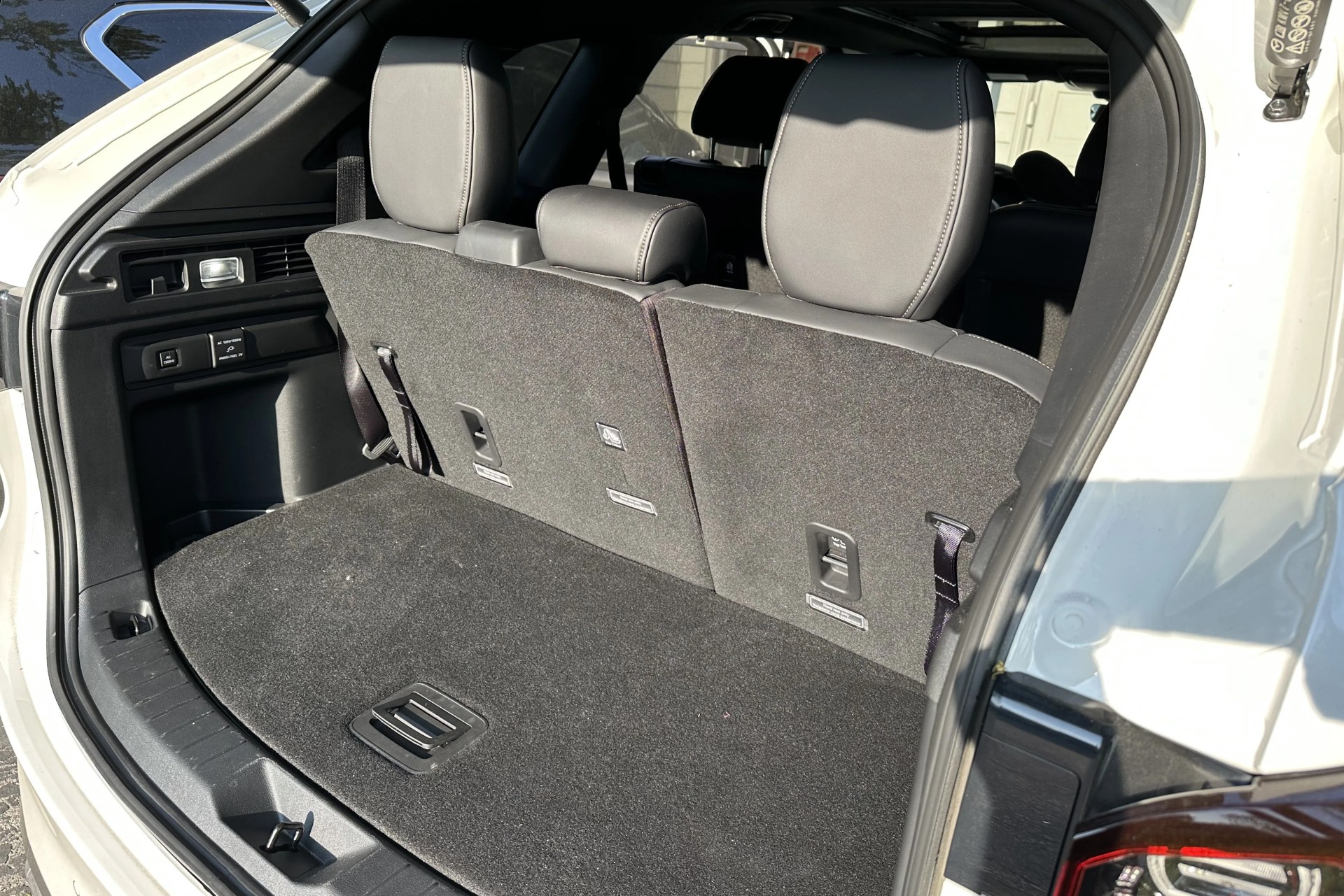 mazda cx90 trunk