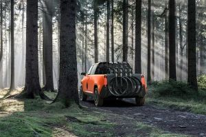 telo electric pickup with mountain bikes in bed