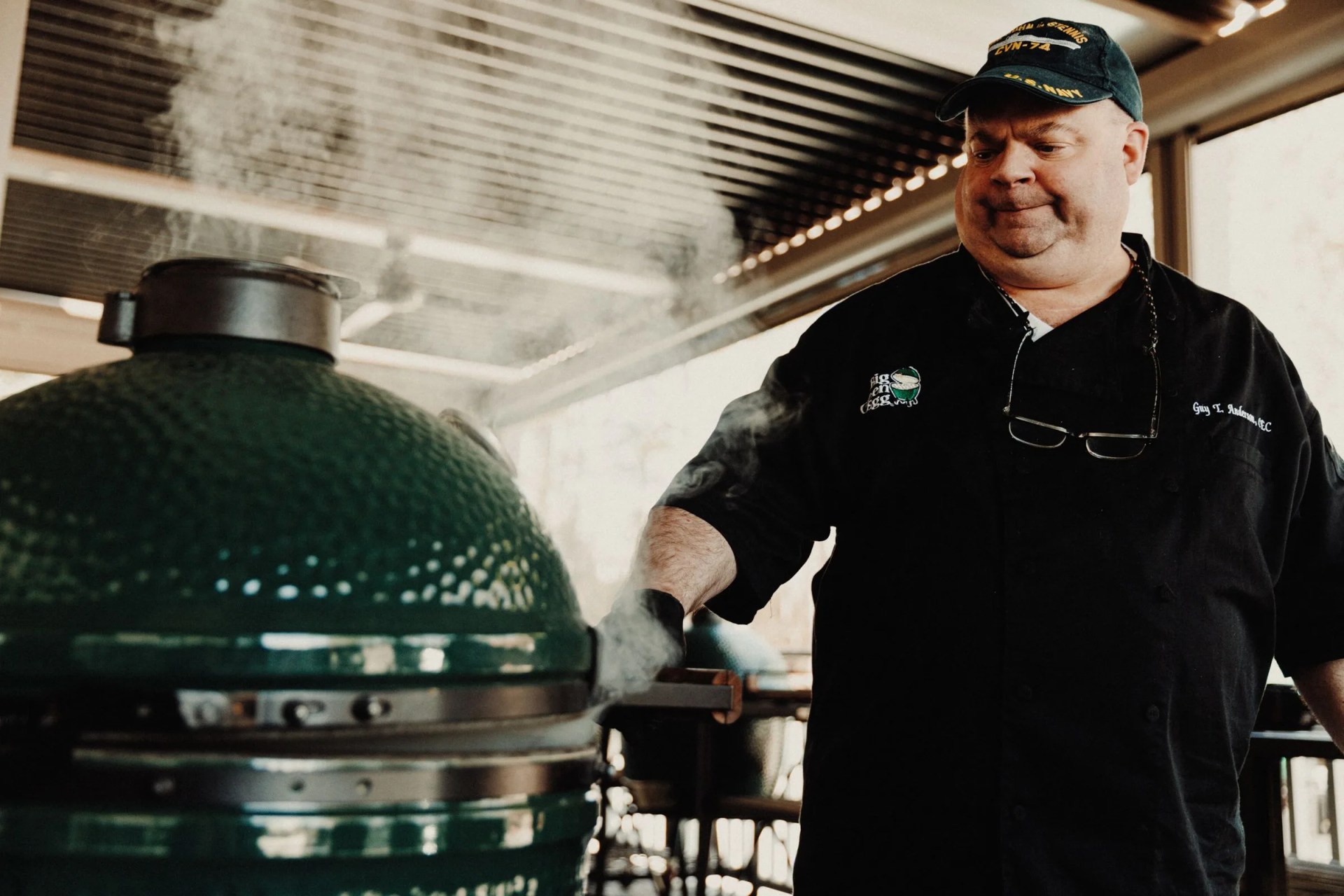 cooking on a big green egg
