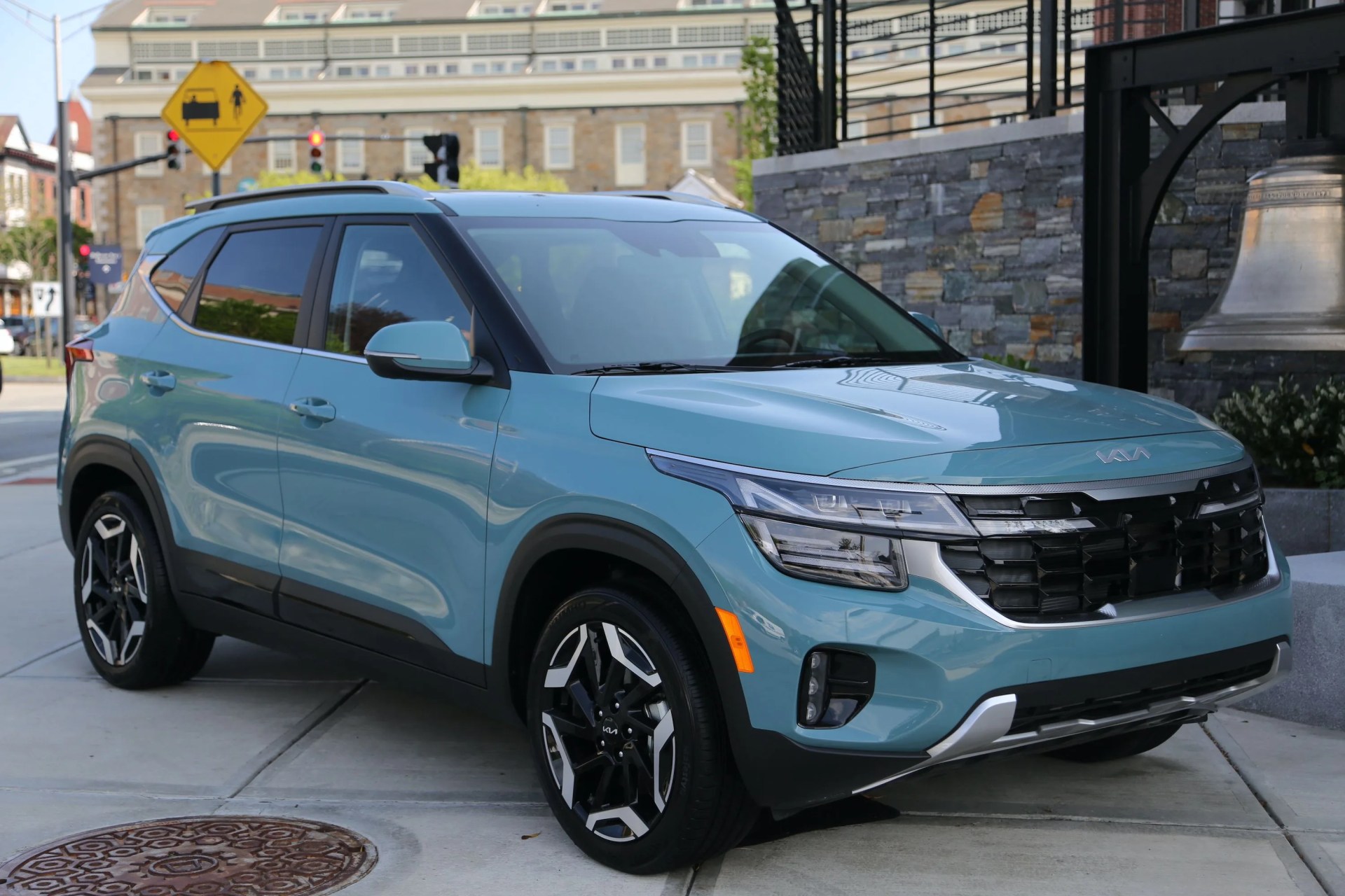 kia seltos 2024 blue