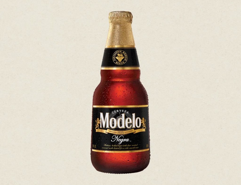 bottle of negra modelo beer