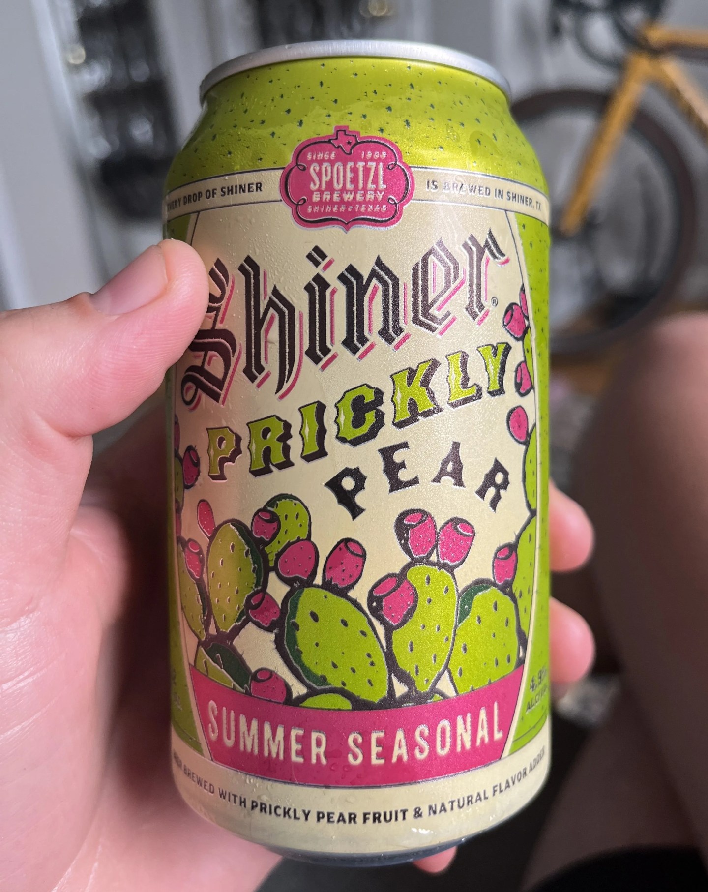 a can of shiner prickly pear beer