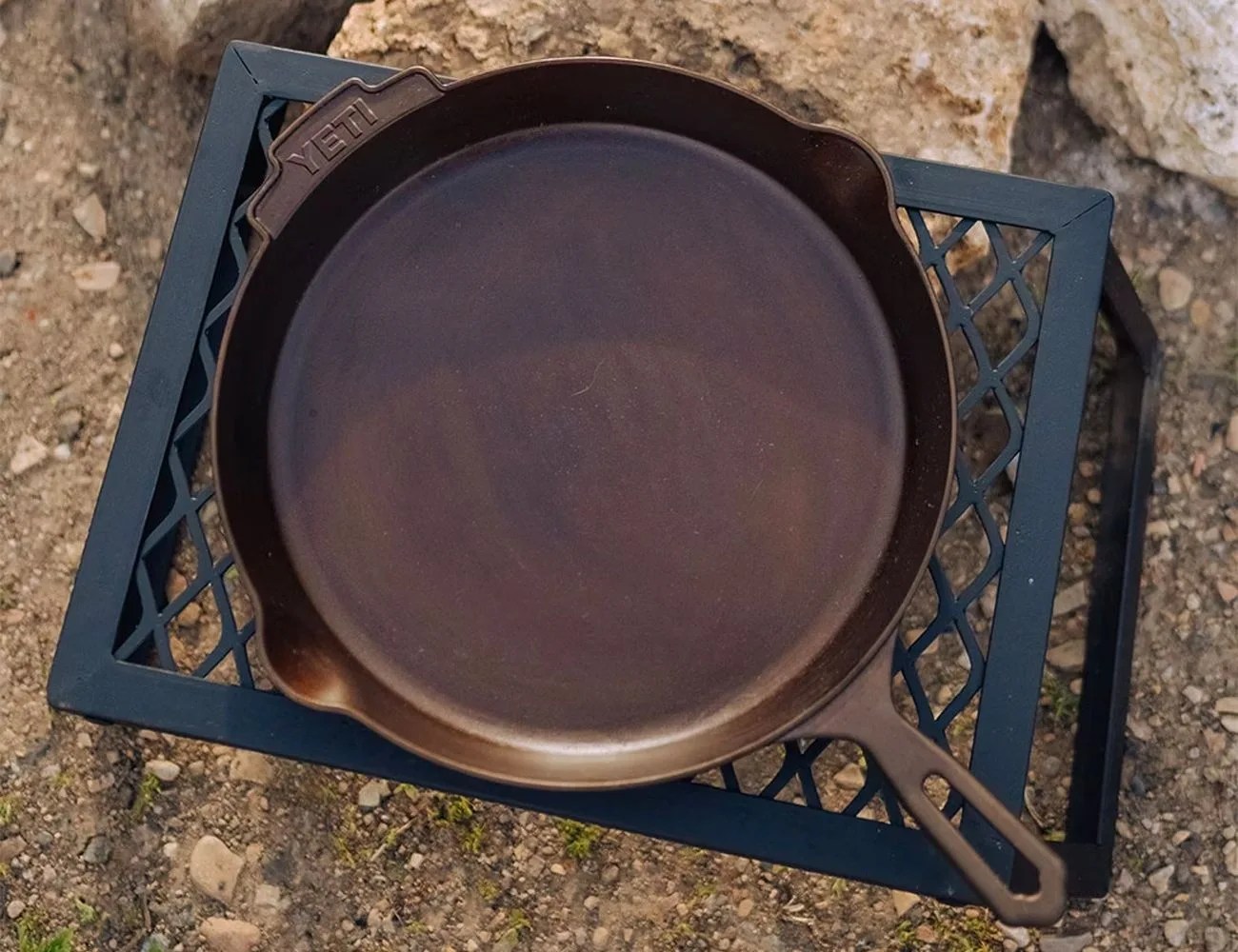 yeti cast iron skillet