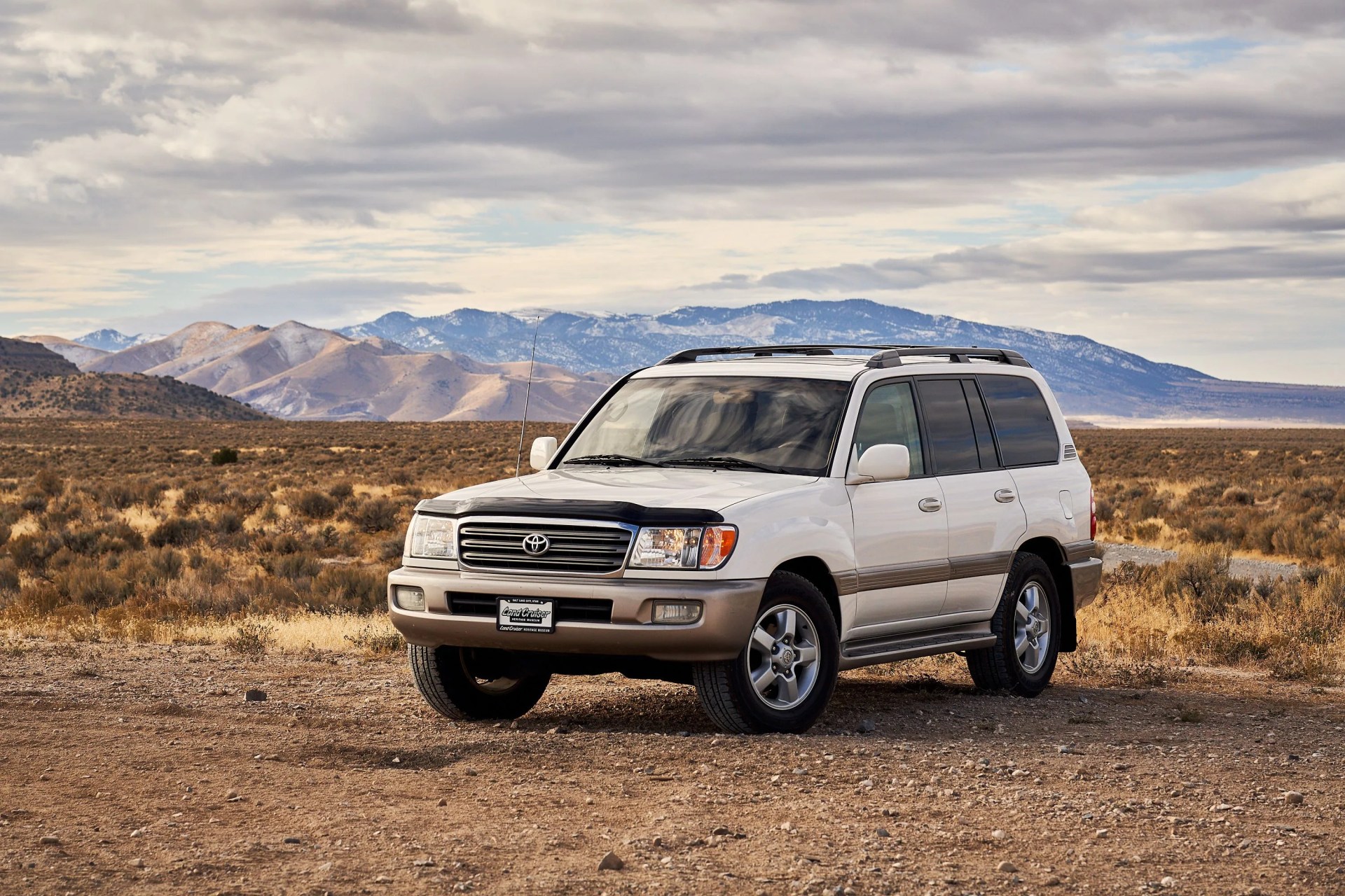 toyota land cruiser 100 series